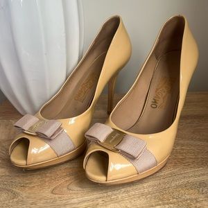 Salvatore Ferragamo Nude Peep Toe Pump Heel 9.5